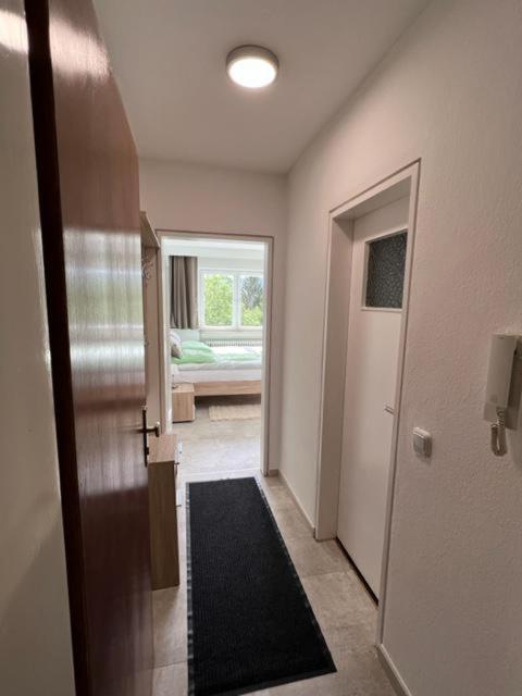 Ruhiges Und Klimatisiertes Apartment Штутгарт Экстерьер фото